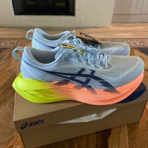 Asics Superblast 2. New in box